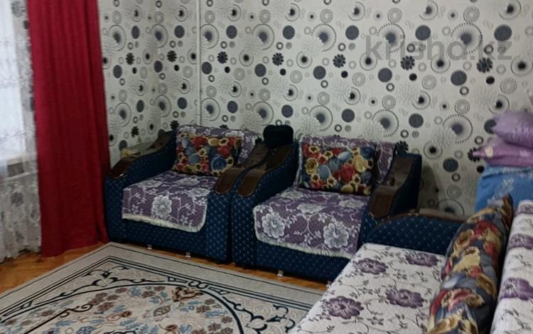 2-комнатная квартира, 48 м², 1/5 этаж, самал 7 за 12.7 млн 〒 в Талдыкоргане, мкр Самал — фото 2