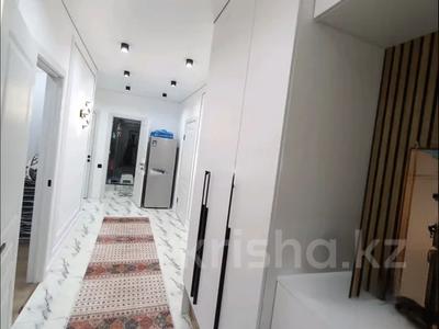 2-комнатная квартира · 73.9 м² · 7/9 этаж, Самал за 32.5 млн ₸ в Уральске