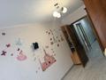 3-бөлмелі пәтер · 64 м² · 2/5 қабат, мкр Омега, Захарова — Возле 26 школы, бағасы: 18.5 млн ₸ в Уральске — фото 14