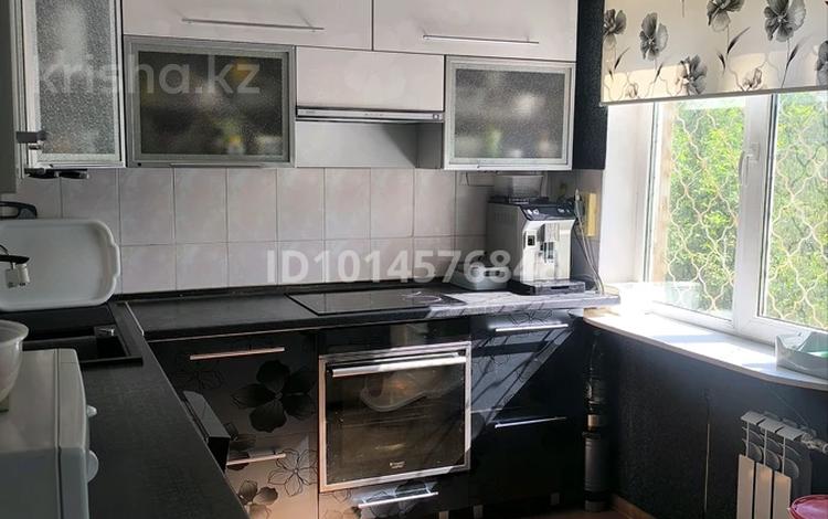 3-бөлмелі пәтер · 56.1 м² · 2/5 қабат, Бурова 17 — Бурова - Кабанбай батыра, бағасы: 21.5 млн ₸ в Усть-Каменогорске — фото 10