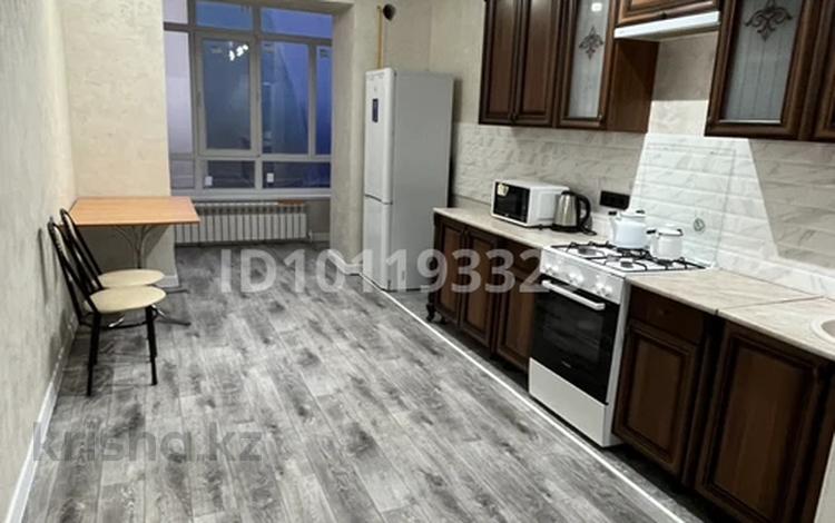 2-бөлмелі пәтер · 81 м² · 2/9 қабат, Кеменгер 36, бағасы: 200 000 ₸ в Уральске — фото 2