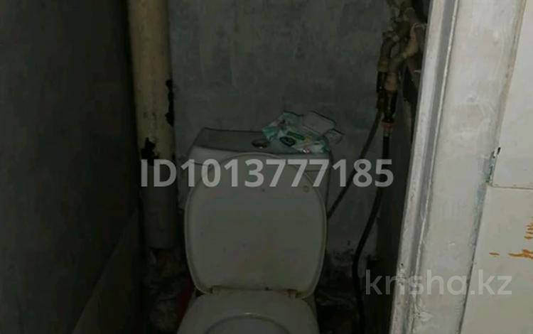 1-бөлмелі пәтер · 12.7 м², Ак. Чекина 147, бағасы: 6 млн ₸ в Павлодаре — фото 2