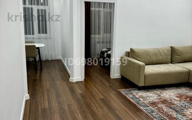 2-бөлмелі пәтер · 61 м² · 7/9 қабат, 17-й мкр 24, бағасы: 300 000 ₸ в Актау — фото 2