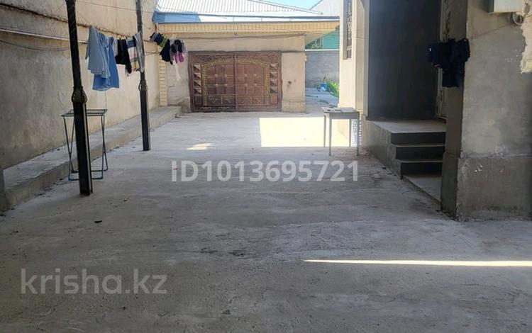 Отдельный дом · 8 комнат · 200 м² · 8 сот., мкр Самал-1, Еркиндиык 721 — Магнум за 70 млн ₸ в Шымкенте, Абайский р-н — фото 2