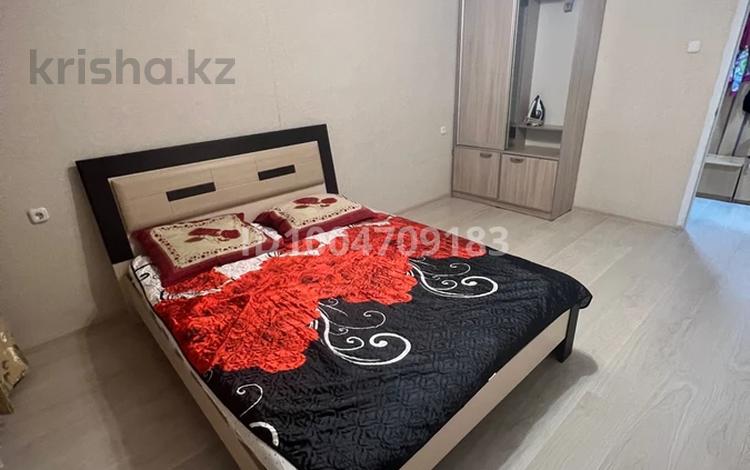 2-бөлмелі пәтер · 60 м² · 2/9 қабат, Политехническая 1/1, бағасы: 25 млн ₸ в Уральске — фото 2