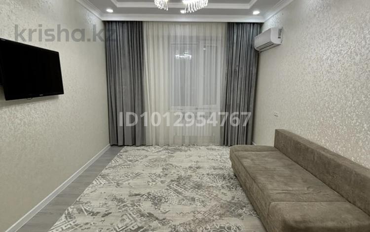 2-бөлмелі пәтер · 75 м² · 6/9 қабат, 17-й мкр 97 — Сзади школы #31, бағасы: 250 000 ₸ в Актау — фото 2