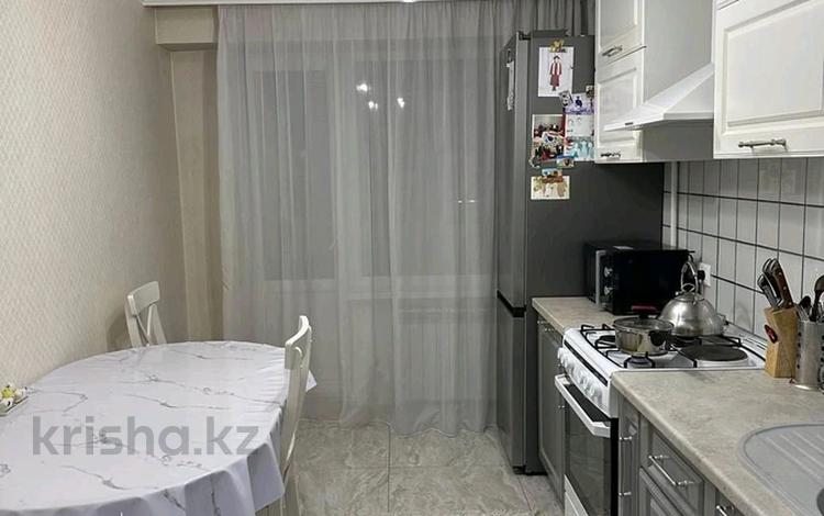 4-бөлмелі пәтер · 80 м² · 4/5 қабат, Самал 69, бағасы: 35 млн ₸ в Талдыкоргане — фото 2
