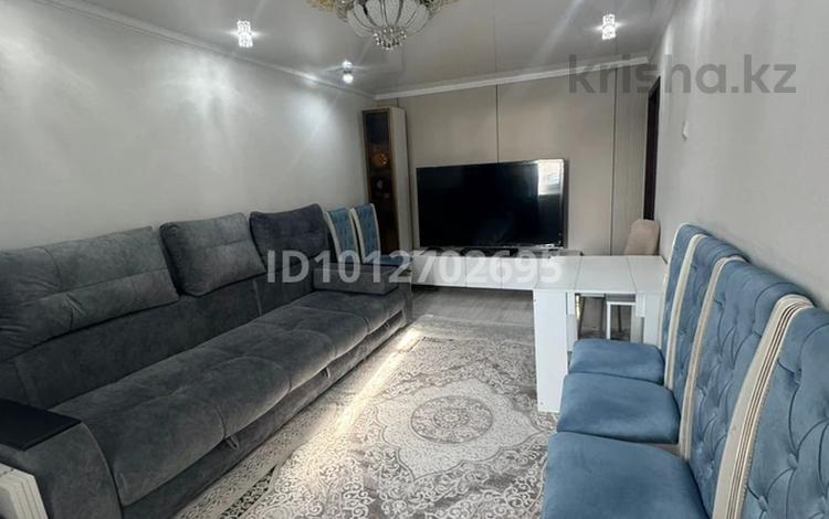 2-комнатная квартира · 45 м² · 5/5 этаж, Майкудук, 11а микрорайон за 12.8 млн ₸ в Караганде, Алихана Бокейханова р-н — фото 2