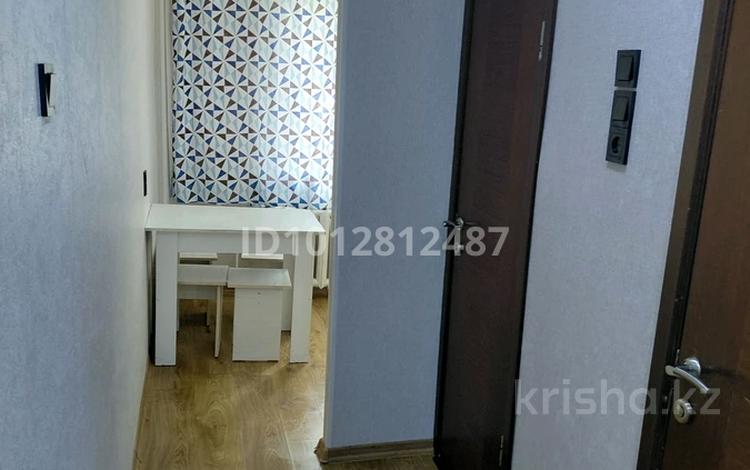 1-комнатная квартира · 37 м² · 1/5 этаж, Сатпаева 20 за 160 000 ₸ в Усть-Каменогорске — фото 8
