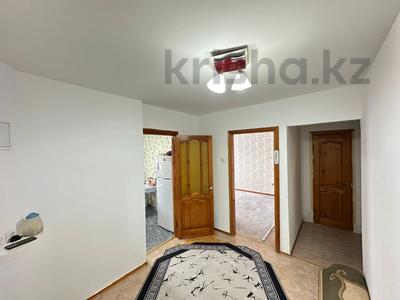 2-комнатная квартира · 56 м² · 4/5 этаж, мкр 8, братья жубанова за 17 млн ₸ в Актобе