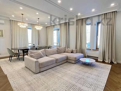 4-бөлмелі пәтер · 205 м² · 4/6 қабат, Сауран 19, бағасы: 220 млн ₸ в Астане, Есильский р-н