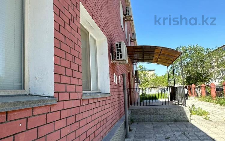 Еркін, кеңселер, білім орталықтары · 546.1 м², бағасы: 210 млн ₸ в Атырауской обл. — фото 14