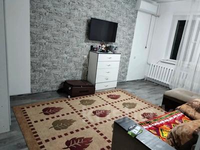 1-бөлмелі пәтер · 42 м² · 2/5 қабат, Ақсай-3 ш/а., бағасы: 25.5 млн ₸ в Алматы, Ауэзовский р-н