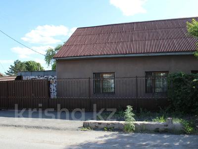 Продажа домов и дачи в Карагандинской обл.: Часть дома · 4 комнаты · 90.4 м² · 6 сот., мкр Новый Город, Анжерская за 30 млн 〒 Часть дома · 4 комнаты · 90.4 м² · 6 сот., мкр Новый Город, Анжерская за 30 млн 〒 в Караганде, Казыбек би р-н