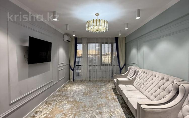 3-комнатная квартира · 90 м² · 4/10 этаж, 17-й мкр 86 за 35.9 млн ₸ в Актау — фото 2