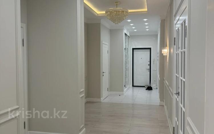 5-комнатная квартира · 240 м² · 20/21 этаж, мкр Юго-Восток, Шахтеров 52б за 98 млн 〒 в Караганде, Казыбек би р-н — фото 2