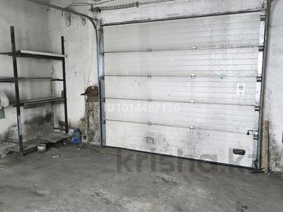 Гараж · Медведева 41 — Аквапарк Нептун, бағасы: 150 000 ₸ в Петропавловске