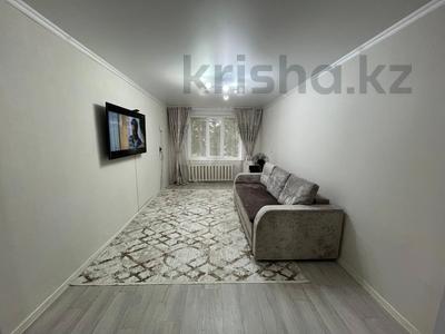 3-комнатная квартира · 65 м² · 1/5 этаж, Юность за 21 млн 〒 в Семее
