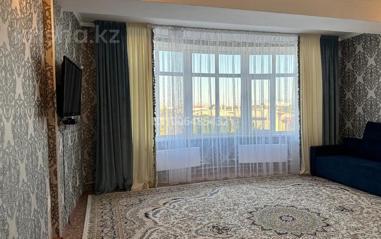 2-бөлмелі пәтер · 65 м² · 6/7 қабат, Айтиева — Төле би, бағасы: 220 000 ₸ в Таразе — фото 2