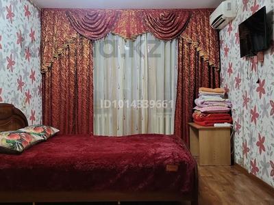 1-комнатная квартира · 34 м² · 2/5 этаж, Курмангазы 179 за 10 000 ₸ в Уральске, мкр Школьник
