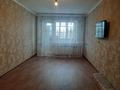 2-бөлмелі пәтер, 44 м², 3/5 қабат, Майкудук, 15й микрорайон, бағасы: 10 млн 〒 в Караганде, Алихана Бокейханова р-н