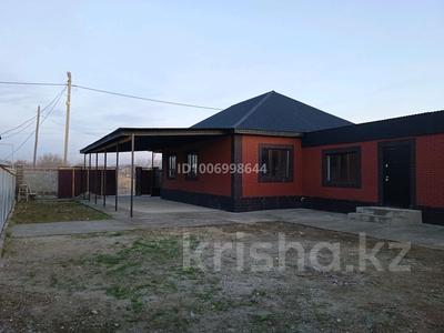 Отдельный дом · 4 комнаты · 190 м² · 6 сот., Мукашева 26 — По Алимжанова школа 27 за 33 млн 〒 в Талдыкоргане