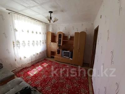 1-комнатная квартира, 30 м², 1/9 этаж, Ермекова за 15 млн 〒 в Караганде, Казыбек би р-н