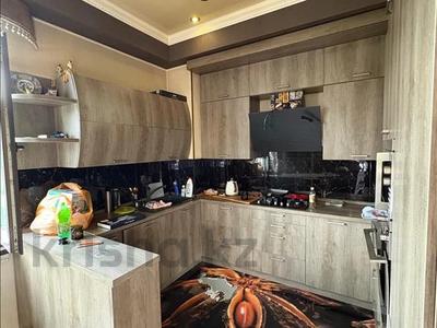 4-комнатная квартира · 164 м² · 2/3 этаж, мкр Алгабас, Шамшфрак 4 за 70 млн ₸ в Алматы, Алатауский р-н
