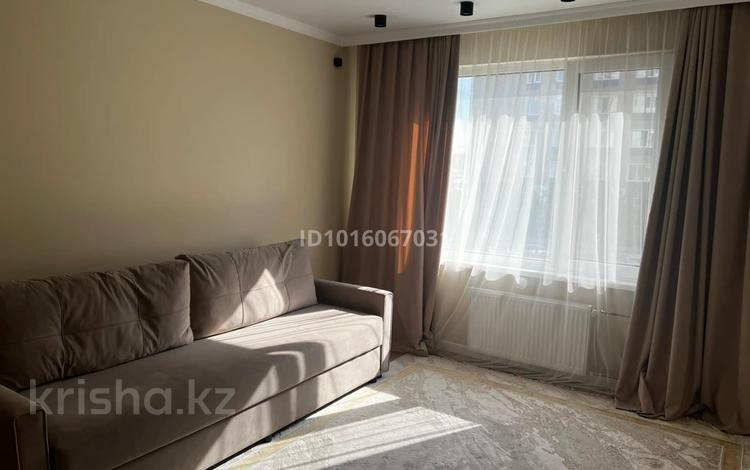1-комнатная квартира · 35 м², Е 511 40 за 220 000 ₸ в Астане, Есильский р-н — фото 2