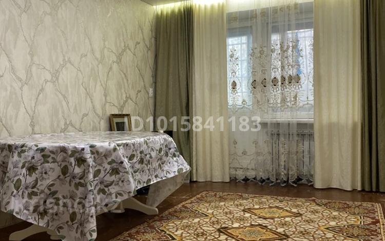 2-комнатная квартира · 49.8 м² · 1/3 этаж, Узенка, Стахановская за 7.3 млн ₸ в Караганде, Алихана Бокейханова р-н — фото 2