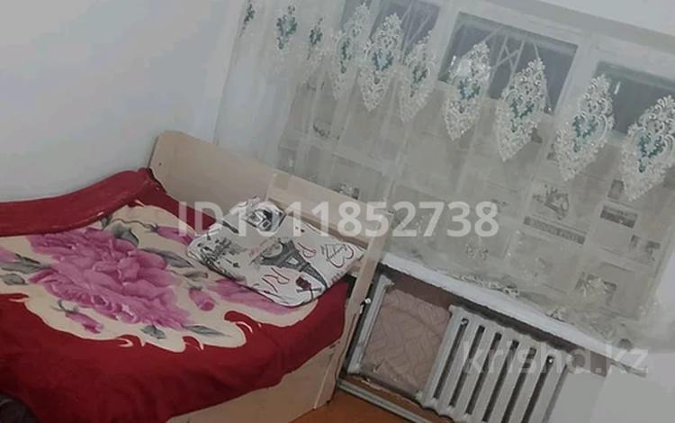 1-бөлмелі пәтер · 39 м² · 1/3 қабат, ул. Шаймардана 41, бағасы: 4 млн ₸ в Зайсане — фото 2