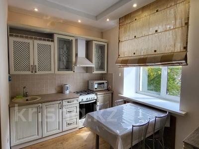 2-комнатная квартира · 52 м² · 2/4 этаж, пр. Назарбаева за 30 млн ₸ в Караганде, Казыбек би р-н