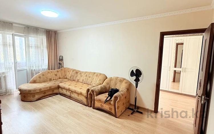 2-комнатная квартира · 45 м² · 4/4 этаж, мкр №6 21 за 250 000 ₸ в Алматы, Ауэзовский р-н — фото 11