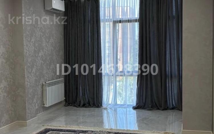 2-бөлмелі пәтер · 73 м² · 5/9 қабат, Молдагулова 5/4, бағасы: 52 млн ₸ в Уральске — фото 14