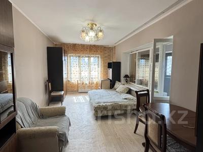 1-комнатная квартира · 55 м² · 7/10 этаж, Шевченко 190 — Шевченко Гагарина за 250 000 〒 в Алматы, Алмалинский р-н
