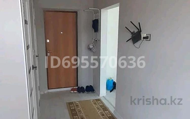 1-комнатная квартира · 36 м² · 3/9 этаж, 5 мик 14 за 16 млн ₸ в Аксае — фото 2