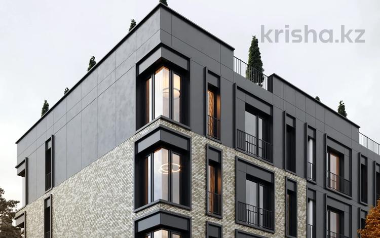 4-комнатная квартира · 139.88 м², мкр. Ак Шагала за ~ 69.9 млн ₸ в Атырау — фото 2