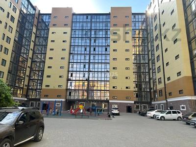 1-бөлмелі пәтер · 53.5 м² · 5/10 қабат, Ульяна Громовой 18 — Турист дүкені орналасқан., бағасы: 18 млн ₸ в Уральске
