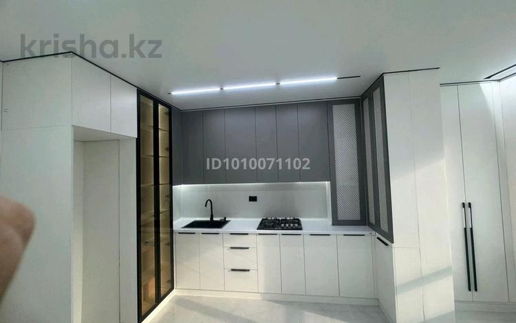 1-комнатная квартира · 40 м² · 6/9 этаж, Толеметова 106/3 — Алматинская трасса и Толеметов за 180 000 ₸ в Шымкенте, Абайский р-н — фото 2
