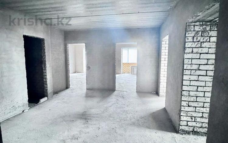 3-бөлмелі пәтер · 149.3 м² · 9/9 қабат, скоробогатова, бағасы: 60 млн ₸ в Уральске — фото 2