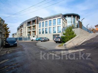 Свободное назначение, офисы · 1750 м² за 1.2 млрд 〒 в Алматы, Медеуский р-н