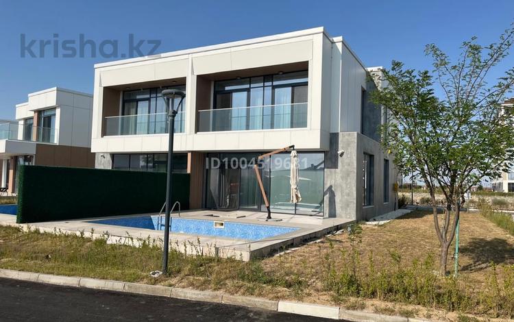 Дом · 4 комнаты · 200 м², Aktau riviera — Теплый пляж за 180 000 ₸ в Актау — фото 2