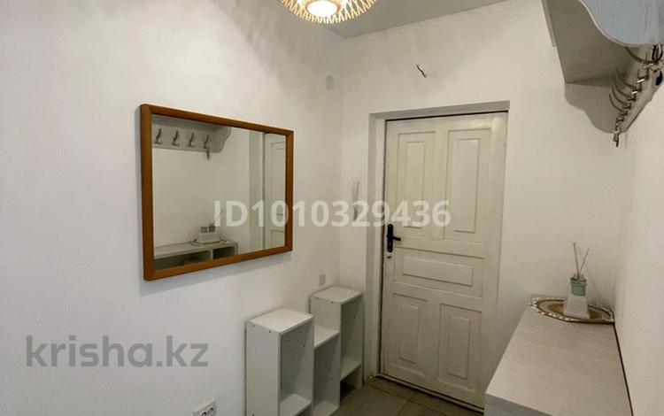 2-комнатная квартира · 42 м² · 4/6 этаж, Кенесары хана 83/4 за 250 000 ₸ в Алматы, Бостандыкский р-н — фото 2