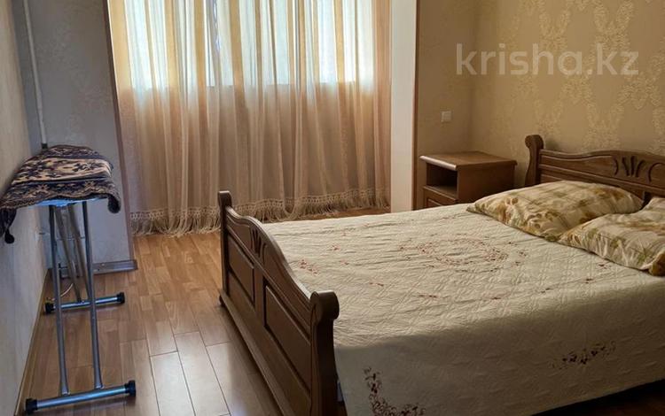 3-комнатная квартира, 75 м², 2/5 этаж помесячно, 13-й мкр 28а