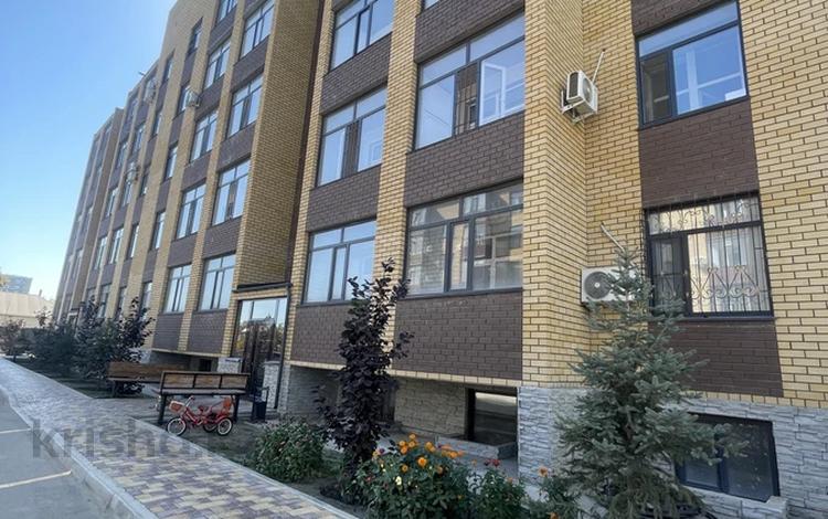 2-бөлмелі пәтер · 80 м² · 1/5 қабат, Каркаралинская, бағасы: 35 млн ₸ в Семее — фото 2