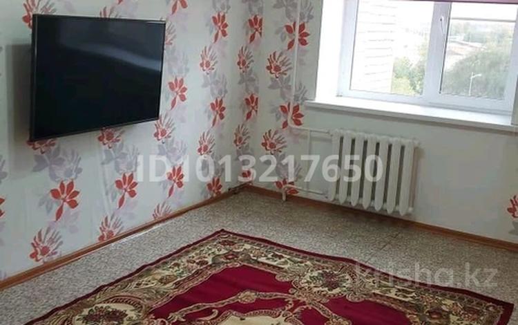 2-комнатная квартира · 51.5 м² · 6/10 этаж, Гагарина 1/2 — 22 школы за 18 млн ₸ в Уральске — фото 2