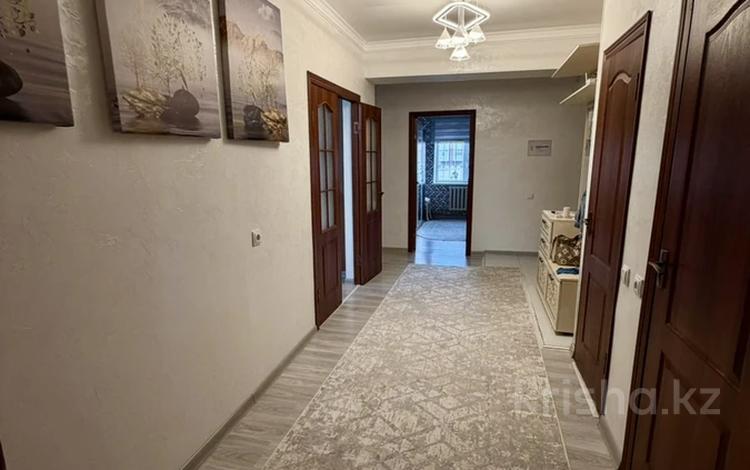 3-бөлмелі пәтер · 75 м² · 1/5 қабат, Демесинова 77В, бағасы: 18 000 ₸ в  — фото 2