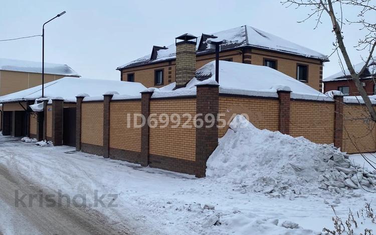 Часть дома · 5 комнат · 260 м² · 10 сот., Царева 1/2 за 117 млн 〒 в Павлодаре — фото 2