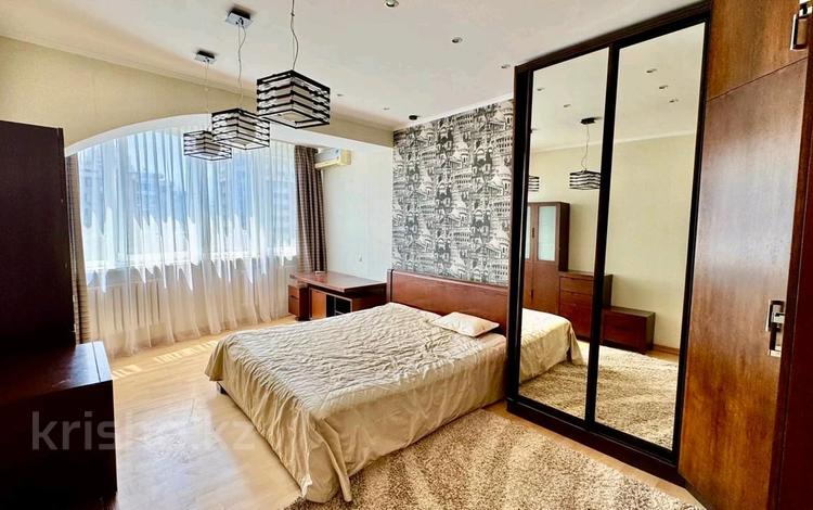 4-комнатная квартира · 151 м² · 8/15 этаж, мкр Керемет за 129 млн ₸ в Алматы, Бостандыкский р-н — фото 2