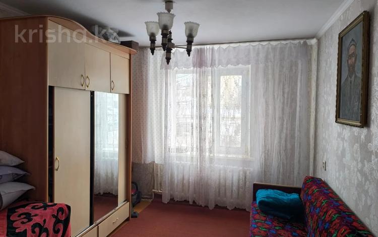 4-бөлмелі пәтер · 77.3 м² · 1/5 қабат, Ауэзова 165, бағасы: 17.6 млн ₸ в Экибастузе — фото 2